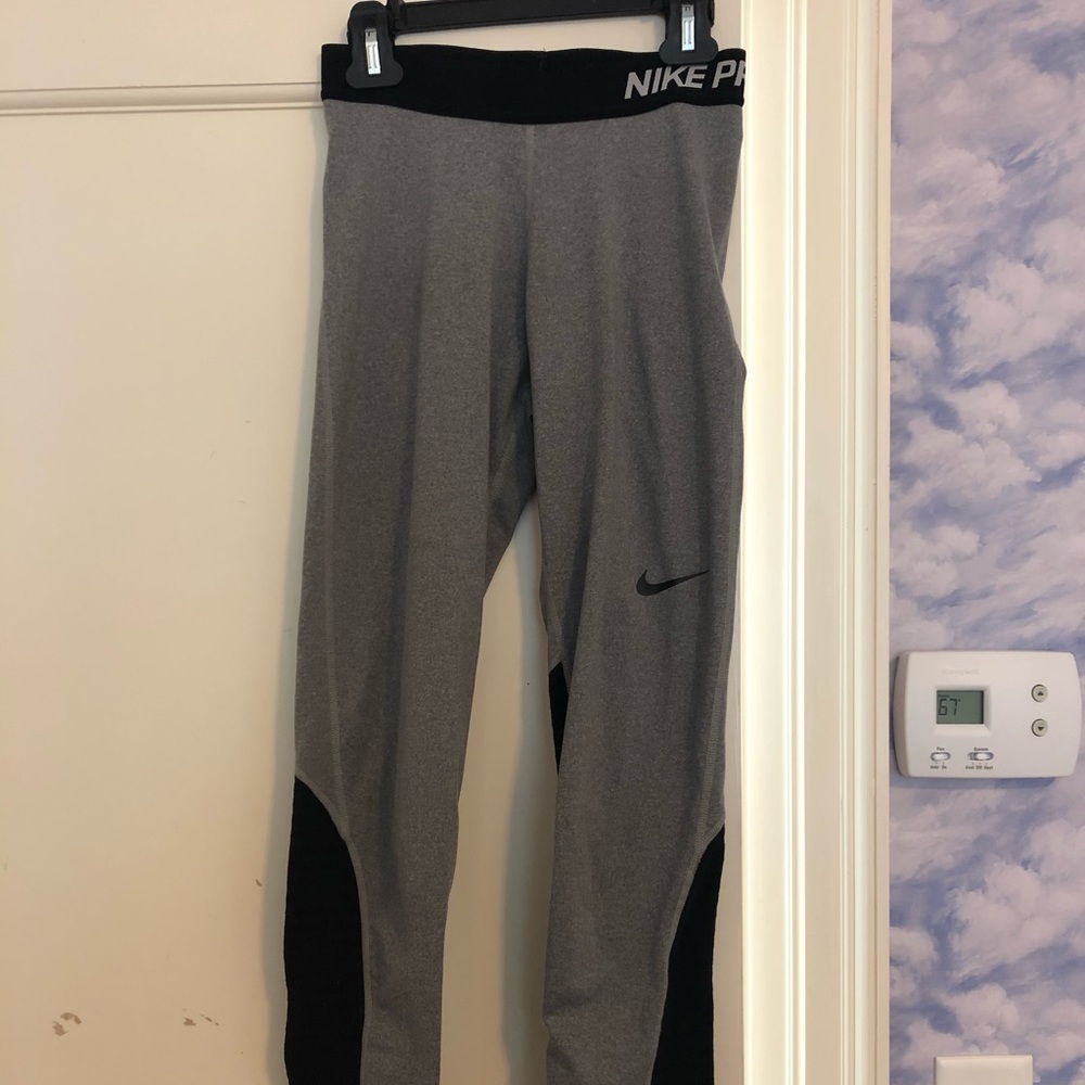 Nike Dri-Fit Gray Leggings